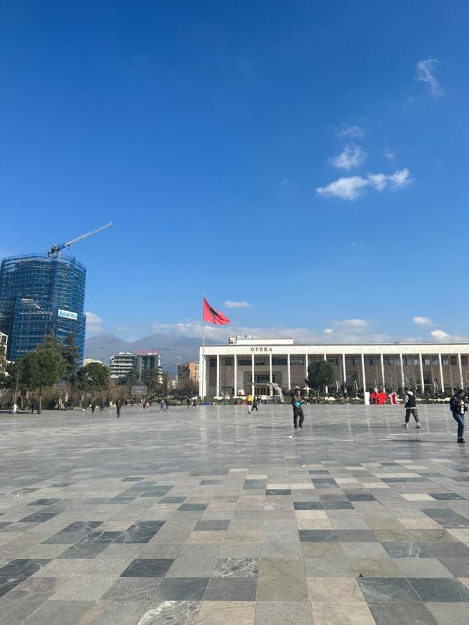 Heart Of Tirana Hotel Ngoại thất bức ảnh