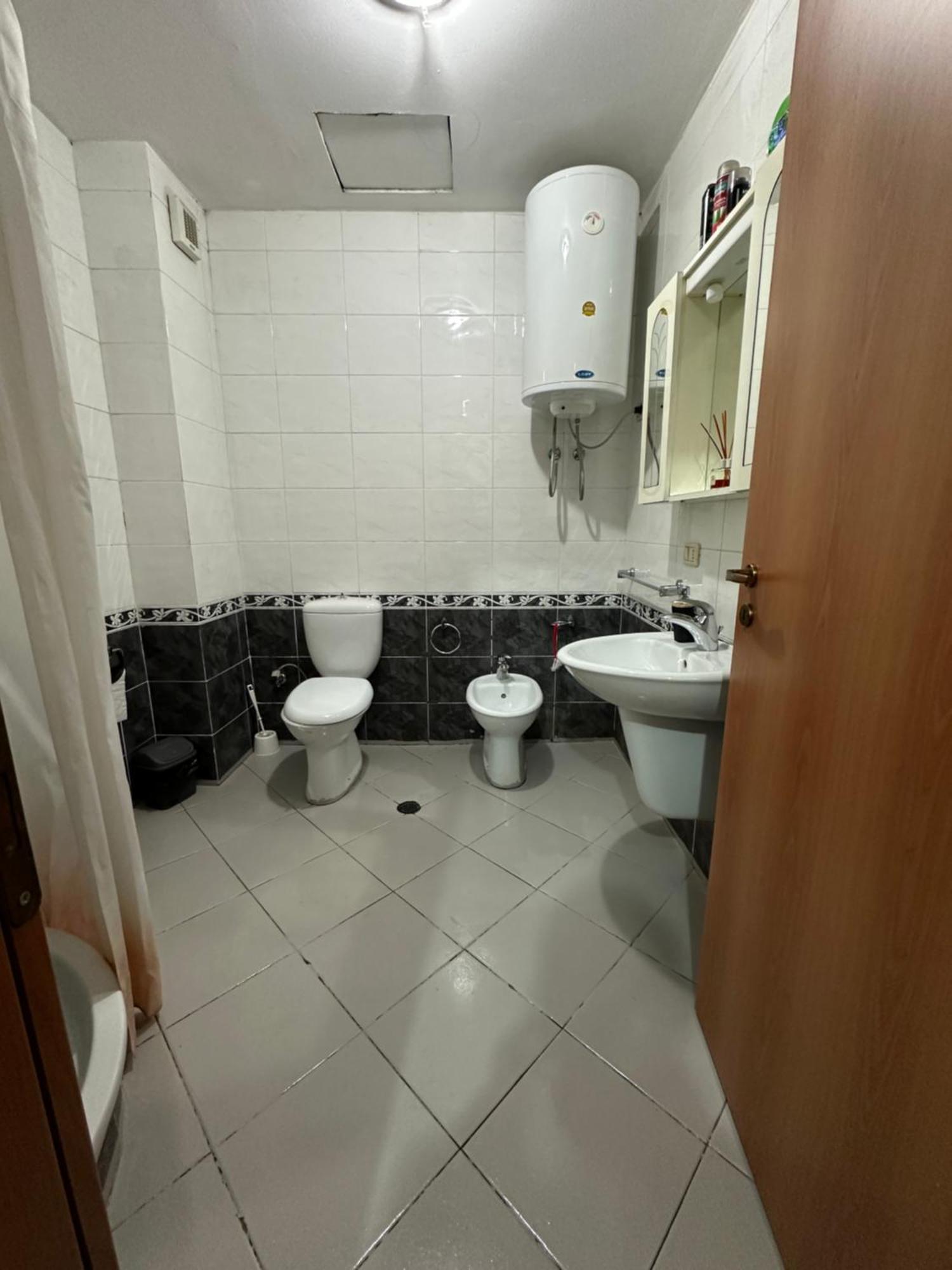 Heart Of Tirana Hotel Ngoại thất bức ảnh